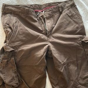 Old navy mens cargo shorts size 38